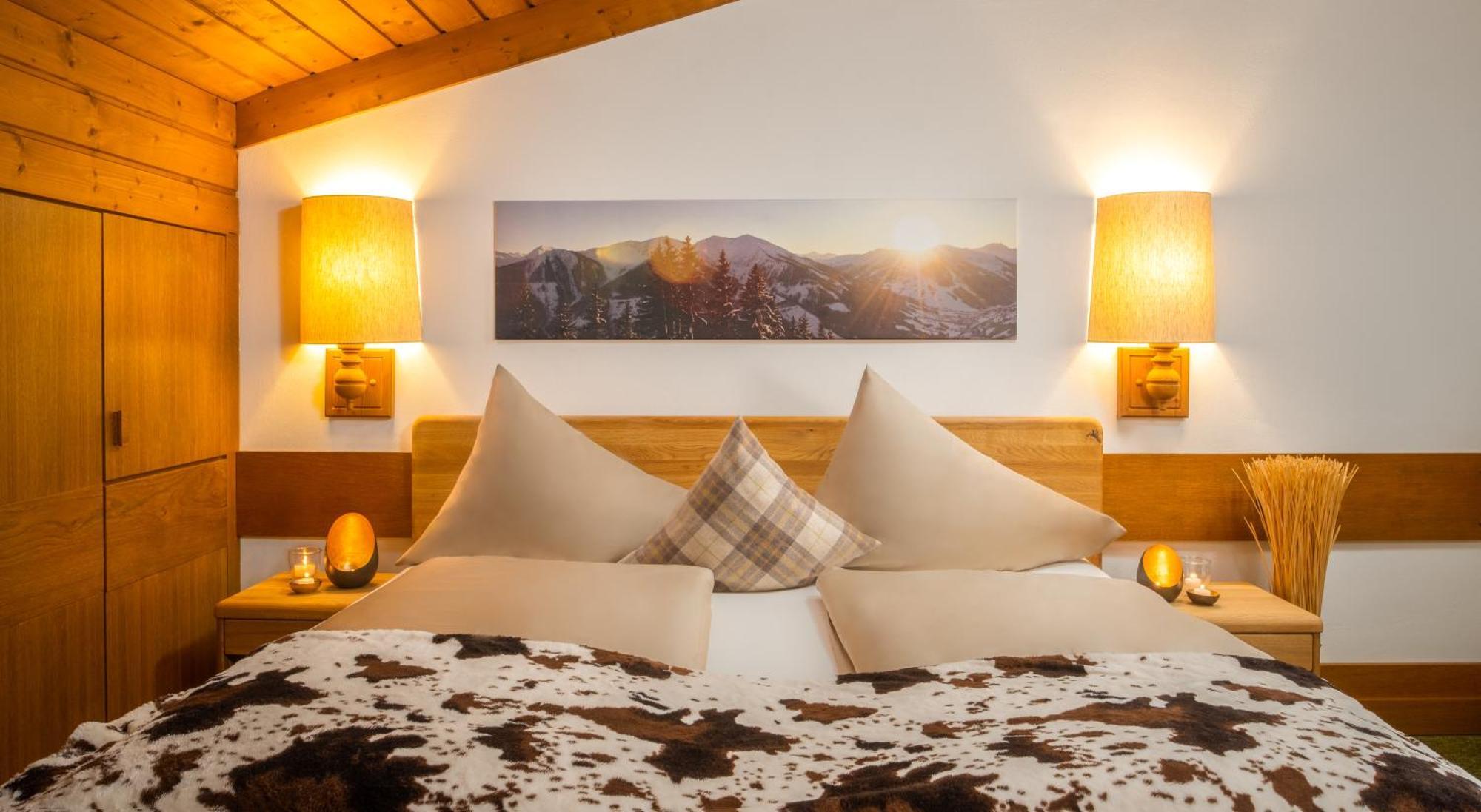 Hotel-Pension Schattberg Σάαλμπαχ-Χίντεργκλεμ Εξωτερικό φωτογραφία