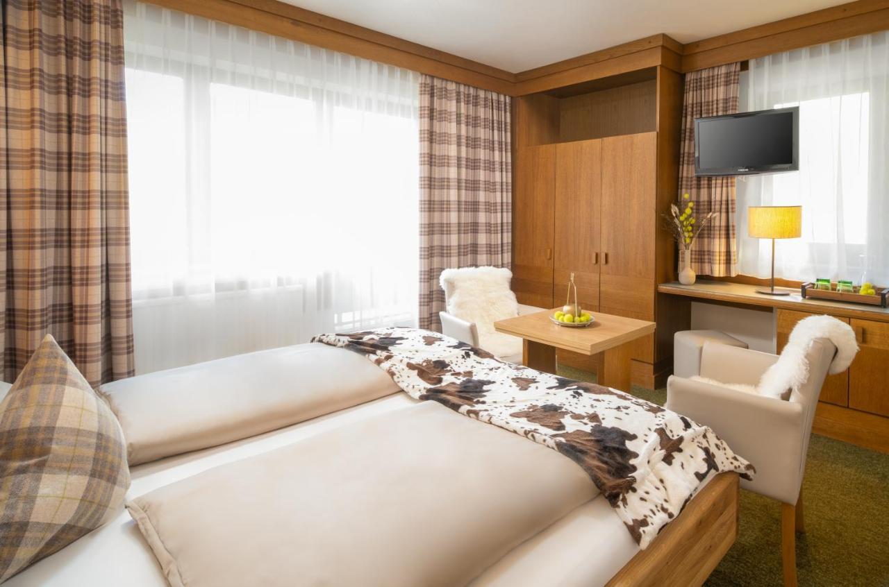 Hotel-Pension Schattberg Σάαλμπαχ-Χίντεργκλεμ Εξωτερικό φωτογραφία